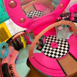 Fashion Doll Playset with Mirror and Accessories